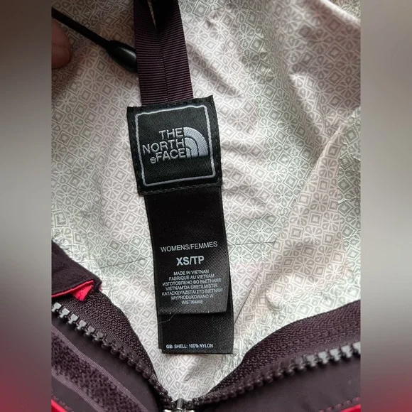 The North Face HyVent 2.5L Jacket, Women’s Size XS, Pink - Picture 6 of 6